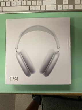 P9 Over-Ear Headphones - White & Silver